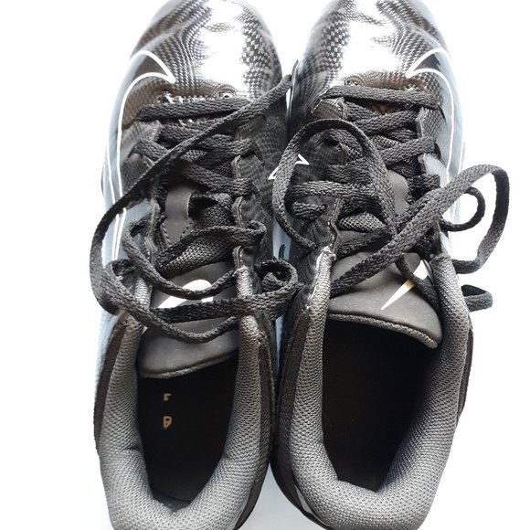 Black Nike Vapor Fastflex Boy's Sport Cleats - Picture 6 of 8